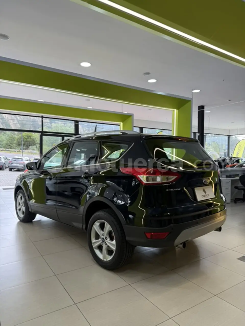 Foto 2 de Ford Escape S