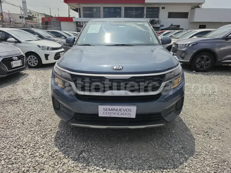 Foto 2 de Kia Seltos LX