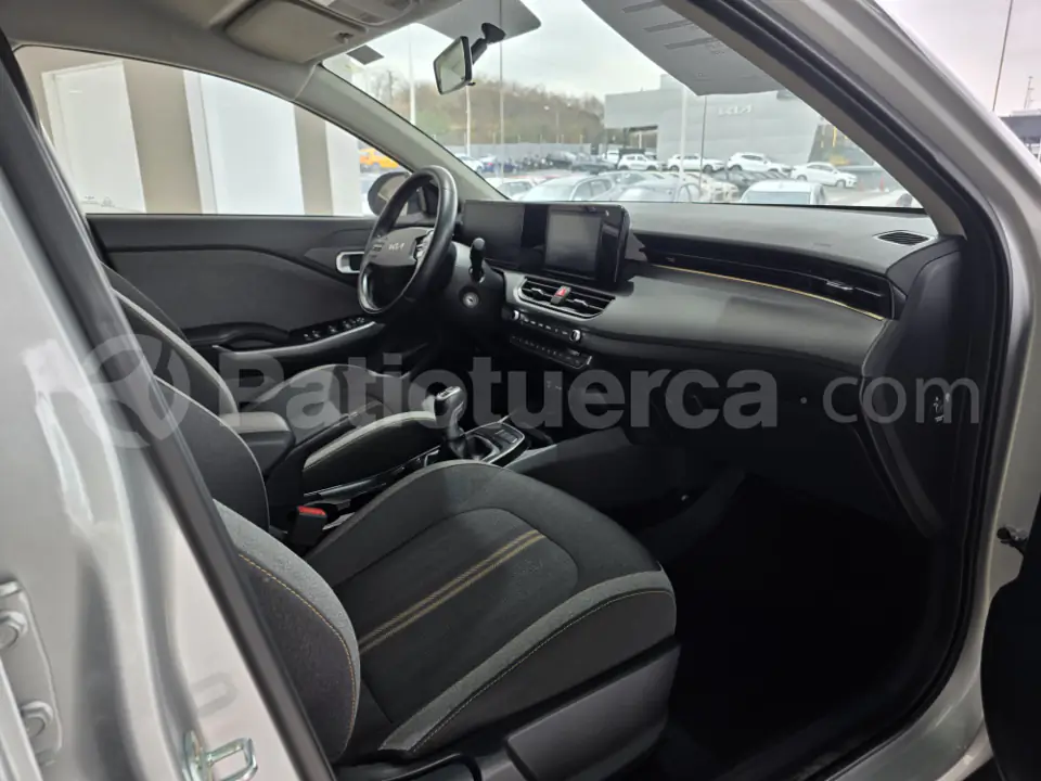 Foto 14 de Kia K3 CROSS