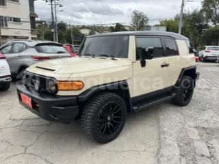 Toyota FJ Cruiser 2010
