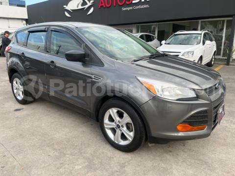 Ford Escape S 2014