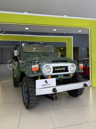 Toyota Land Cruiser FJ40