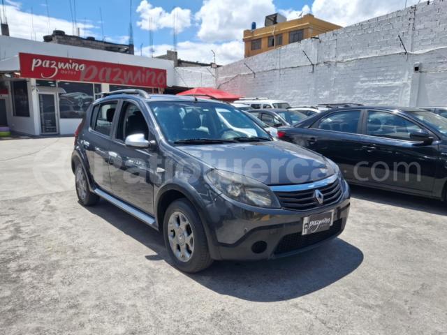 Renault Sandero Stepway 2012