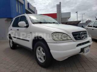 Mercedes Benz—™ ML 320 2001