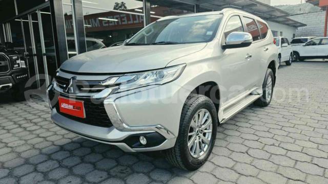 Mitsubishi Montero GLS 2017