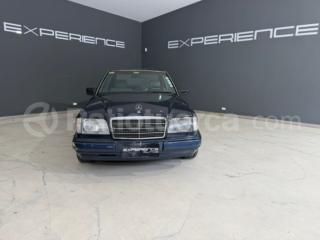 Mercedes Benz 280E