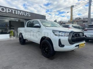 Toyota Hilux SR AC CD 2023