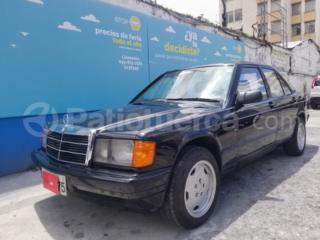 Mercedes Benz—™ 190E 1986