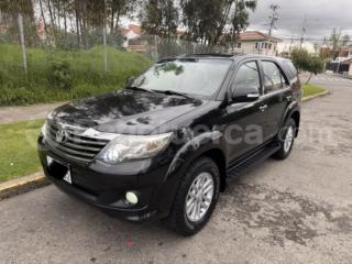 Toyota Fortuner 2.7