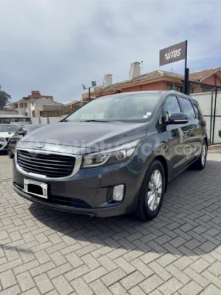 Kia Grand Carnival