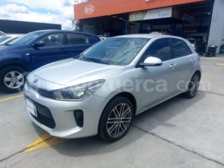Kia RIO EX 2020