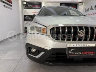 Suzuki Scross