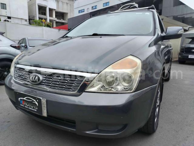 Kia Grand Carnival 2015