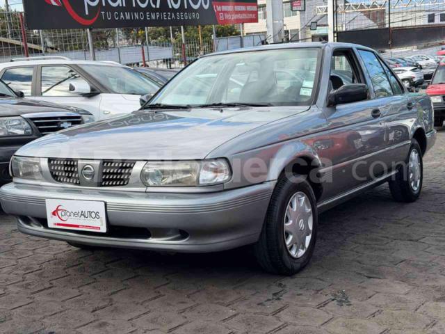 Nissan Sentra 2012