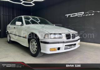 BMW 328i