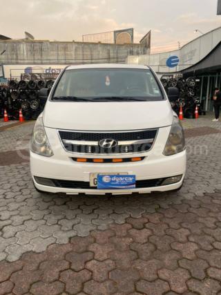 Hyundai H1 12 pasajeros