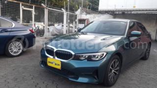 BMW 320i