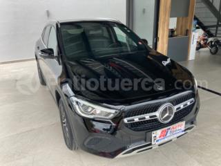 Mercedes Benz GLA 200