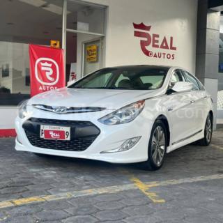 Hyundai Sonata Fe