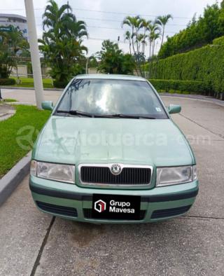 Skoda OCTAVIA TOUR GLX