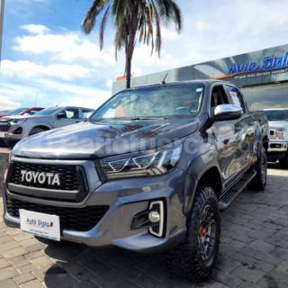 Toyota Hilux SR5