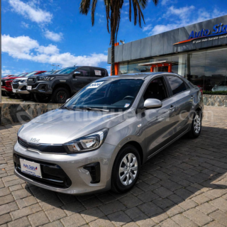 Kia Soluto LX