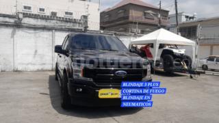 Ford F150 DC 4X4