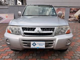 Mitsubishi Montero Blister
