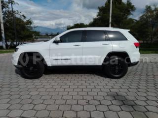 Jeep Cherokee Laredo