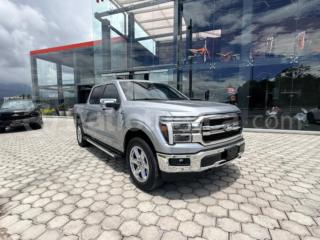 Ford F150 LARIAT HIBRIDA
