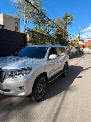 Toyota Land Cruiser VX