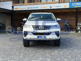 Toyota Fortuner 2.7