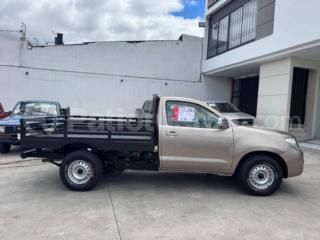 Toyota EKT HILUX 4X2 CS