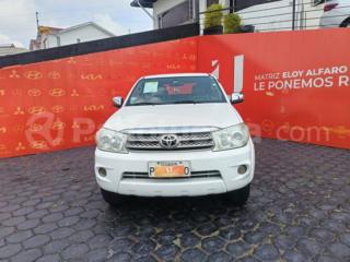 Toyota Fortuner 2.7
