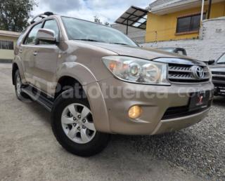 Toyota Fortuner 2.7