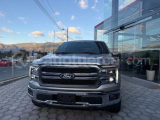 Ford F150 LARIAT HIBRIDA