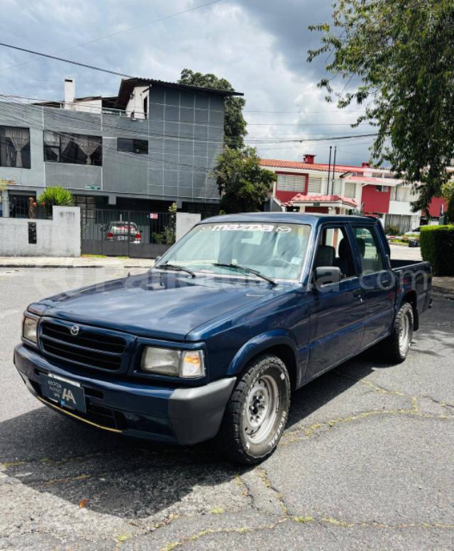 Mazda B2200 CD 1998