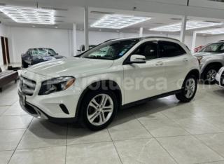 Mercedes Benz GLA 180