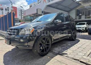 Mercedes Benz ML500
