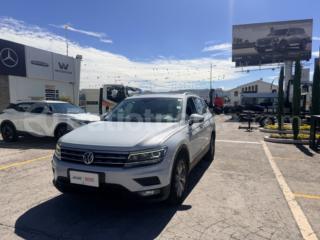 Volkswagen TIGUAN COMFORTLINE