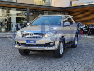 Toyota Fortuner 2013