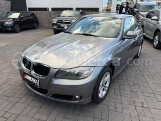 BMW 320i 2011