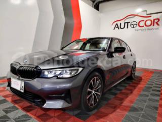BMW 330i