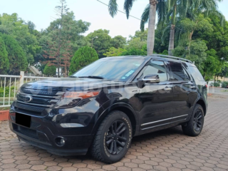 Ford Explorer 5P
