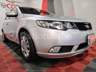 Kia Cerato Forte 2010