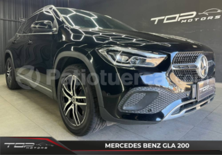 Mercedes Benz GLA 200 2022