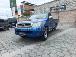 Toyota EKT HILUX 4X2 CS 2010