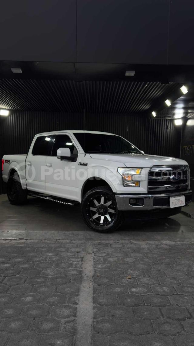 Ford F150 XLT lariat flareside 2015