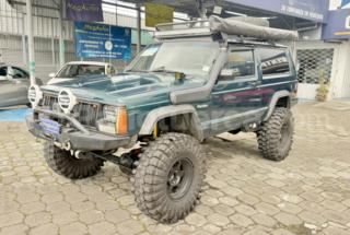 Jeep Cherokee Laredo