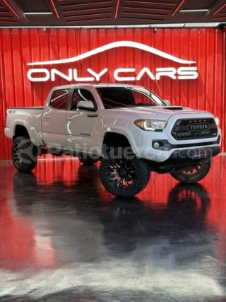 Toyota Tacoma